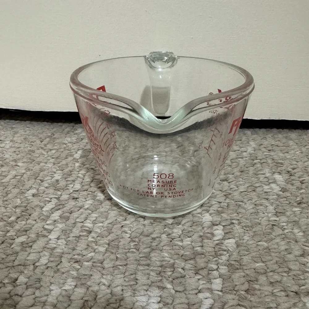 Pyrex this vintage